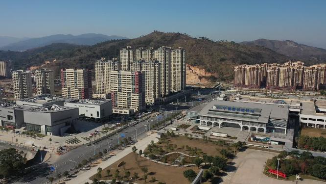 原创 福建宁德市长途汽车站城市风光航拍