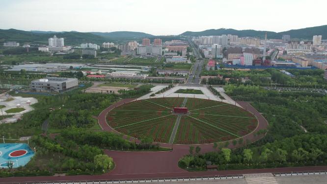 黑龙江抚远市滨江公园花坛航拍景观