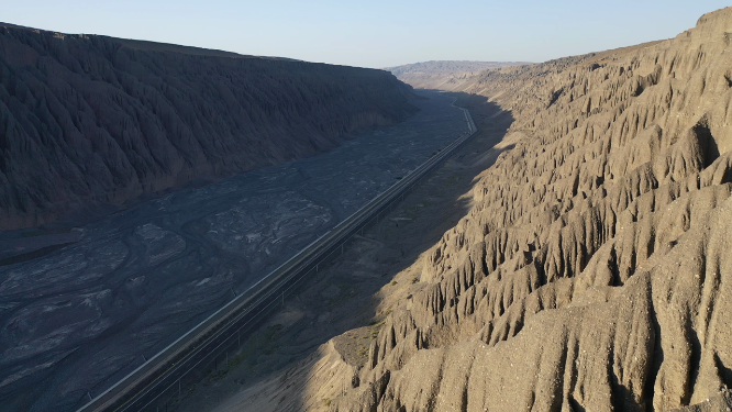 原创 新疆旅行独山子大峡谷自然风光航拍