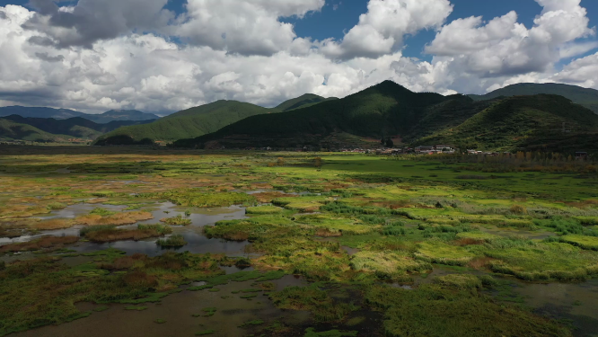 云南丽江泸沽湖王妃岛航拍风光