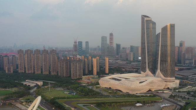 南京保利大剧院地标城市天际线风光航拍