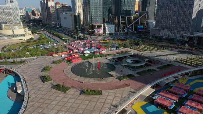 西宁海湖广场市中心购物商圈繁华城市风光