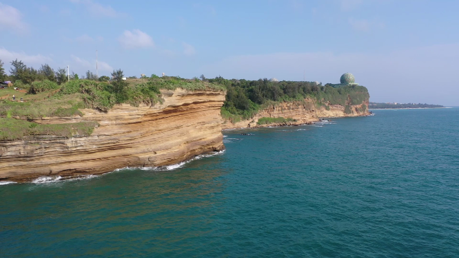 广西北海涠洲岛海滨暮崖海景自然风光
