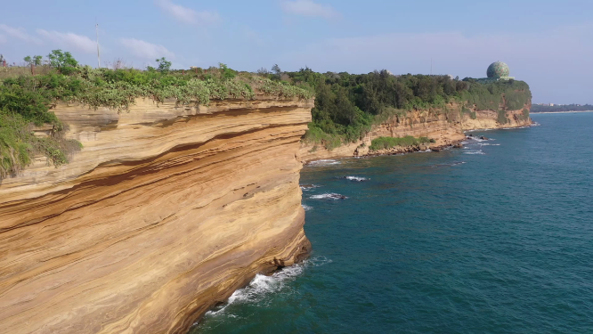 广西北海涠洲岛海滨暮崖海景自然风光