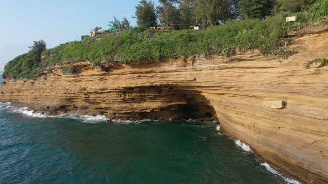 广西北海涠洲岛海滨暮崖海景自然风光