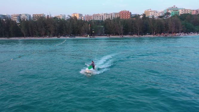 广西北海涠洲岛海滨水上摩托艇航拍