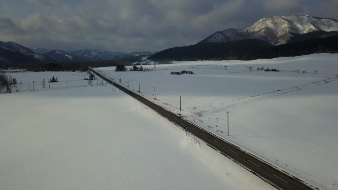 日本北海道雪原公路航拍