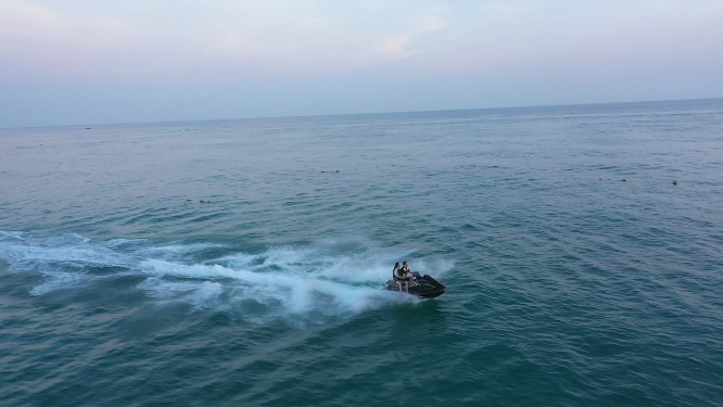广西北海涠洲岛海滨水上摩托艇航拍
