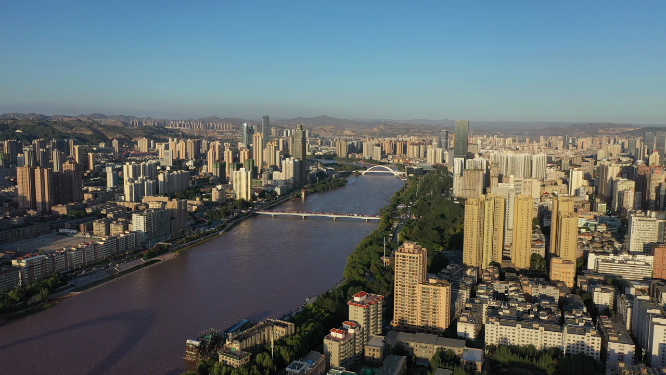 甘肃兰州市黄河江滨高楼建筑城市天际线风光