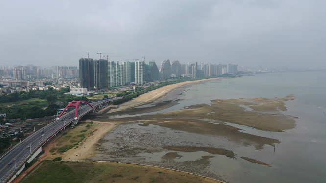 广西北海市金滩城市天际线海滨风光