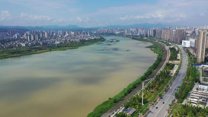 陕西安康市汉江城市江滨天际线风光