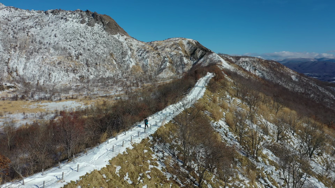 日本北海道有珠山火山雪原徒步自然风光