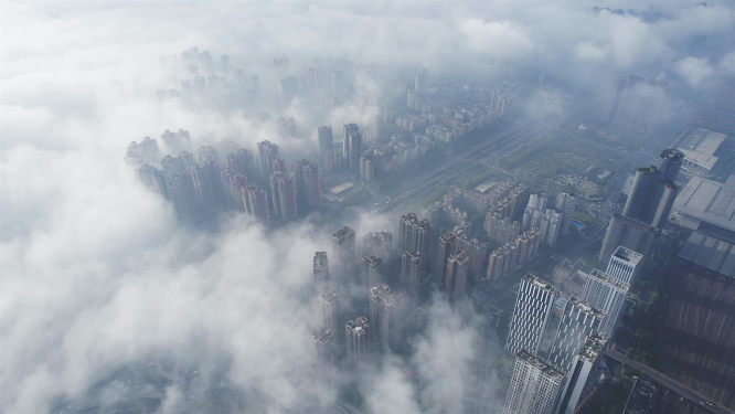 云间的高层建筑