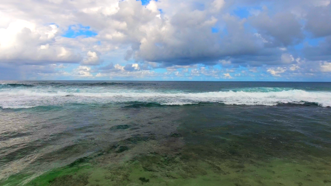 4k航拍大海海浪素材