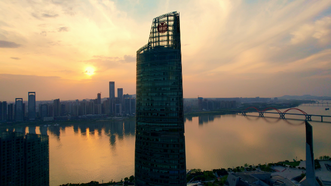 唯美夕阳-湖南中信银行总部大楼航拍