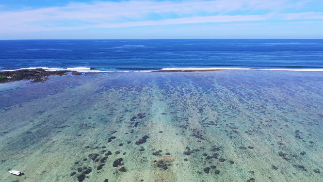 壮观碧海蓝天空镜背景素材 