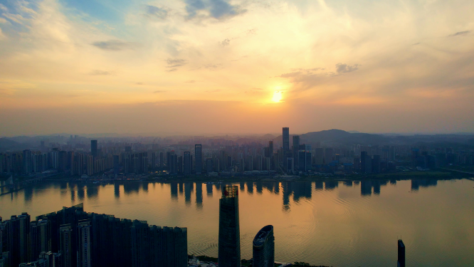 夕阳下的长沙城市晚霞航拍