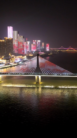 夜晚银盆岭大桥车流-城市夜景-竖版