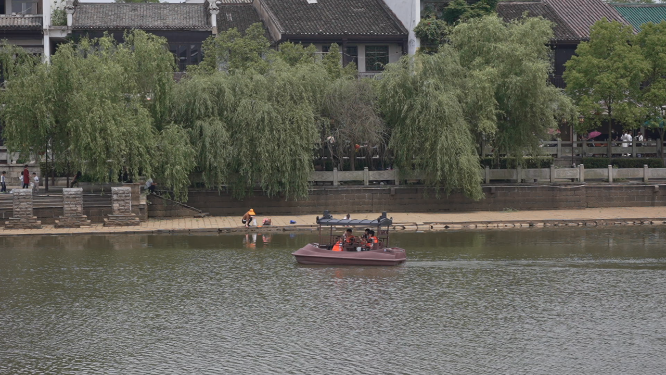 江南古镇游船游湖休闲