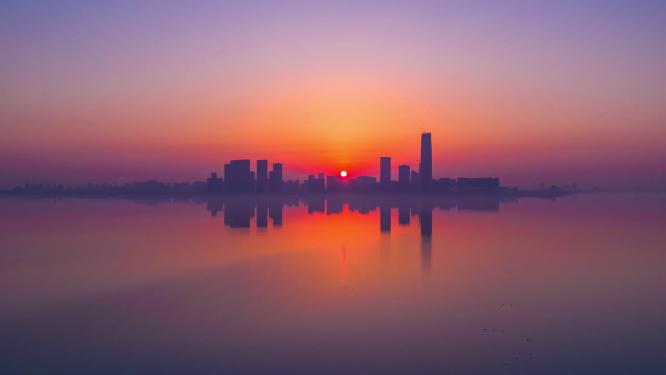 苏州吴江太湖日出日落航拍城市天际线