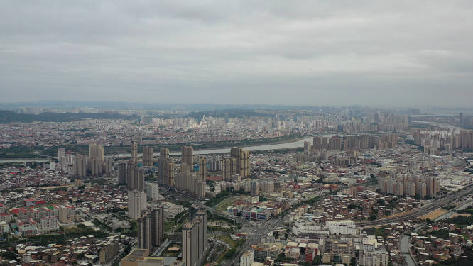 航拍福建泉州城市上空