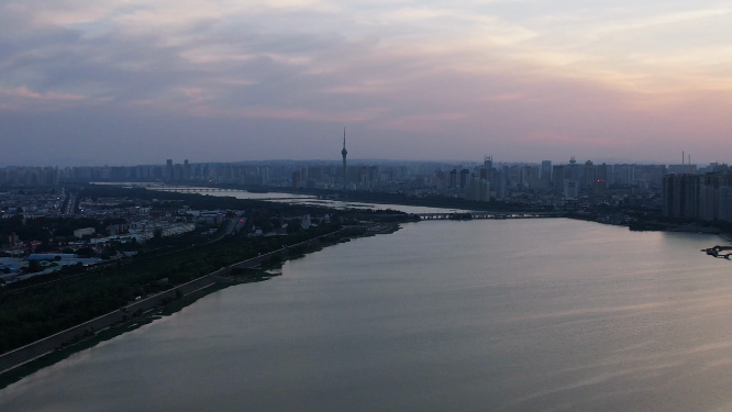航拍河南洛阳洛河上空风景