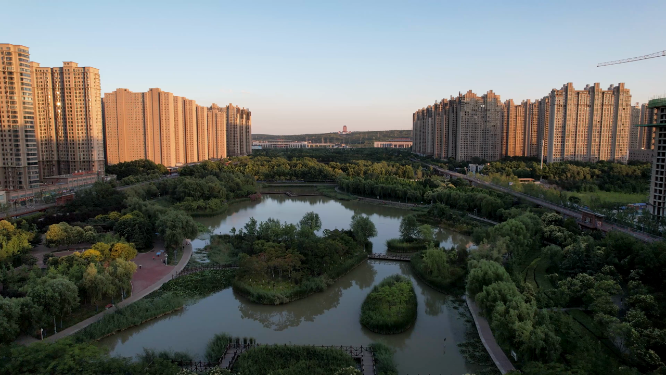 航拍河南洛阳兴洛湖公园周边建筑