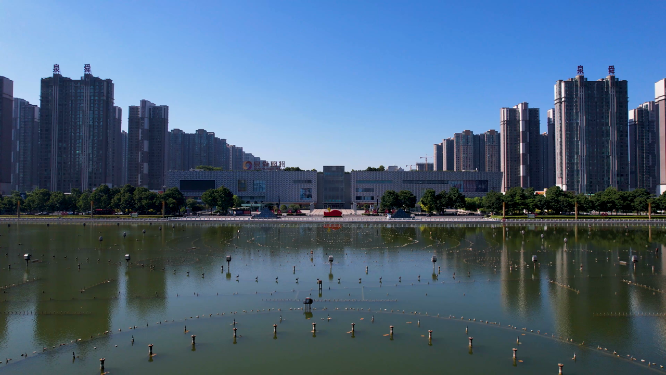 航拍河南洛阳兴洛湖公园周边建筑