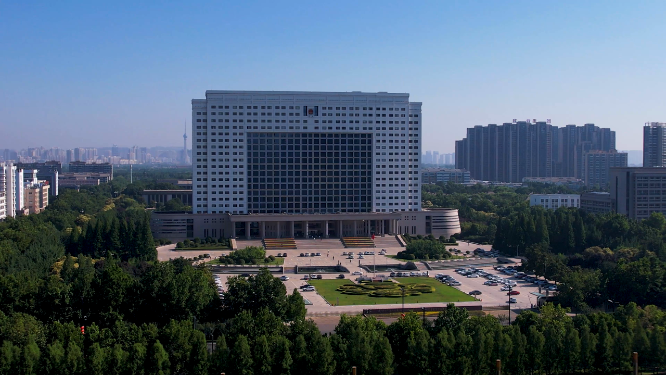 航拍河南洛阳城市上空建筑