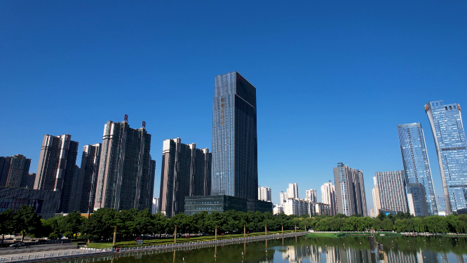 航拍河南洛阳城市中心建筑