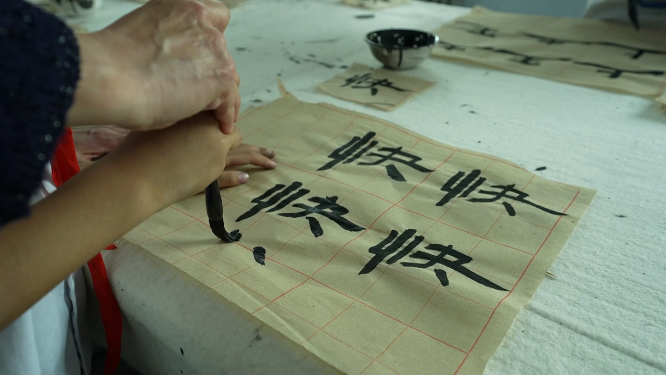 河南三门峡市实验小学文娱展示