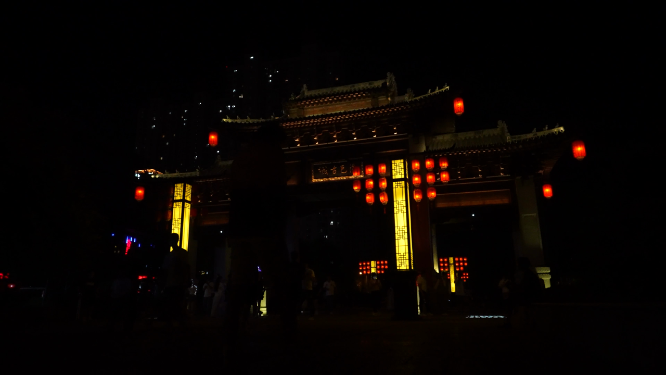 河南洛阳洛邑古城夜晚景色拍摄