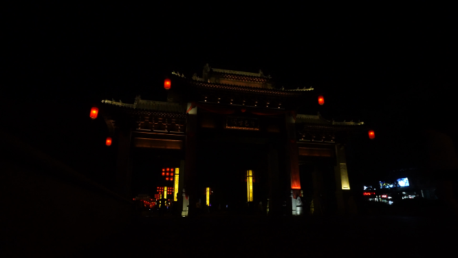 河南洛阳洛邑古城夜晚景色拍摄