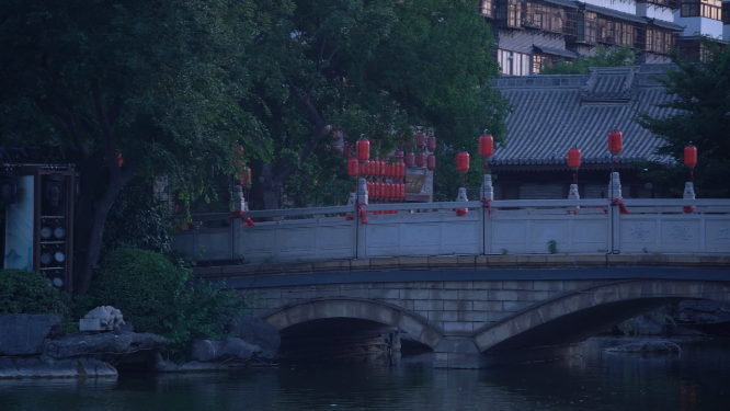 河南洛阳洛邑古城傍晚景色拍摄
