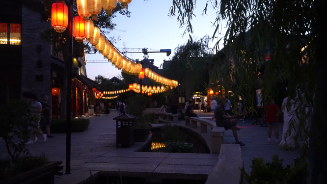 河南洛阳洛邑古城夜晚景色拍摄