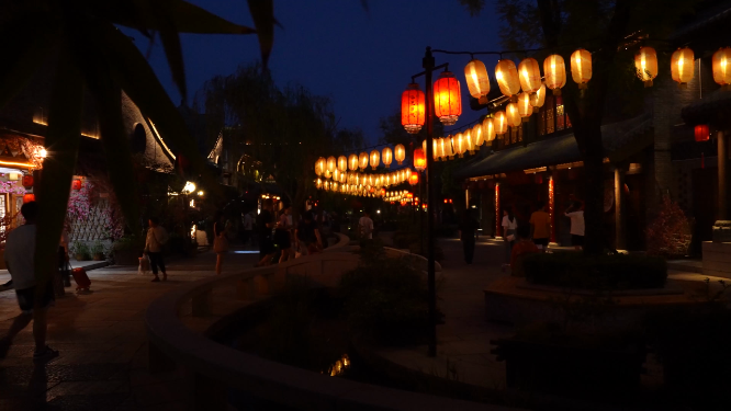 河南洛阳洛邑古城夜晚景色拍摄