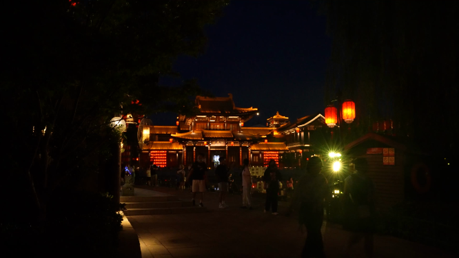 河南洛阳洛邑古城夜晚景色拍摄
