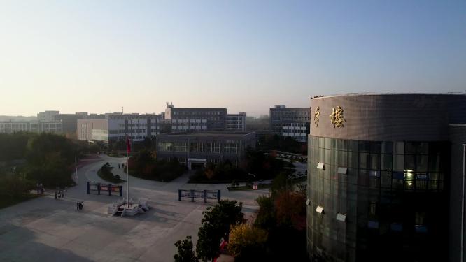 学校建筑