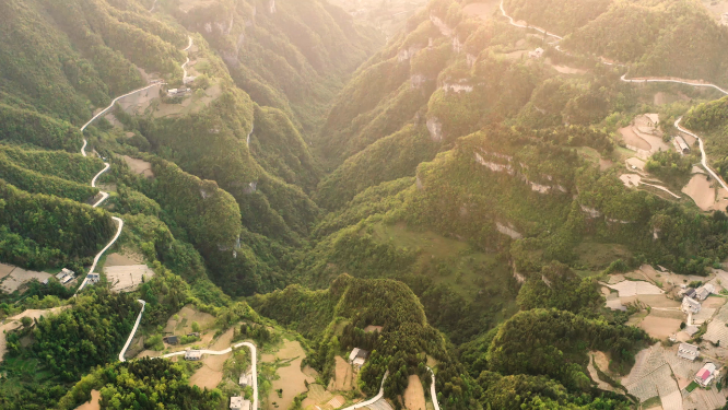 航拍峡谷山脊地形