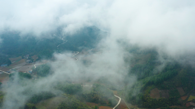 4k航拍高山峡谷云海