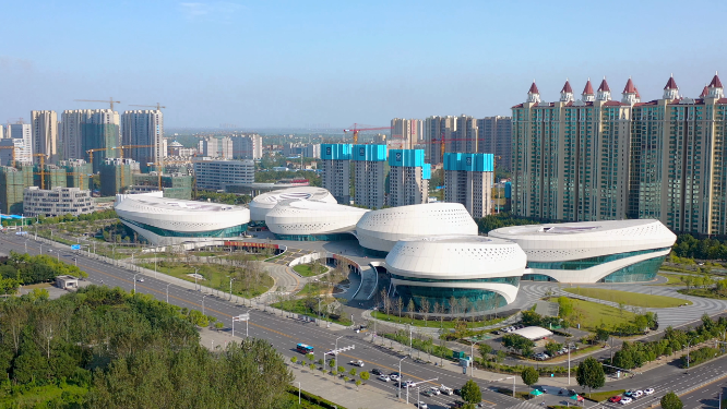 4k航拍孝感东城区建筑交通