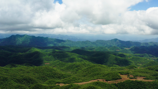 4k航拍高山峡谷云海