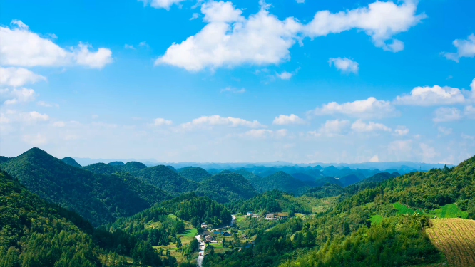 4k高山蓝天白云延时