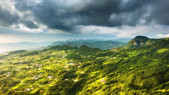 4k航拍高山云景彩虹延时