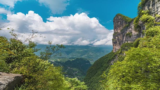 4k高山蓝天白云延时