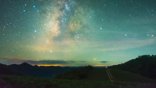 4k山顶星空延时
