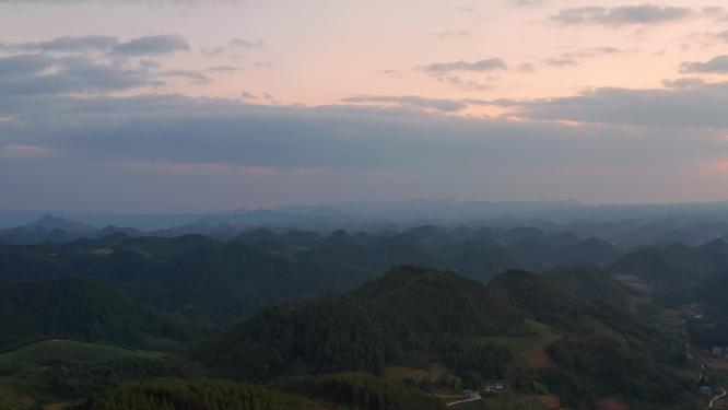 4k航拍山村晚霞
