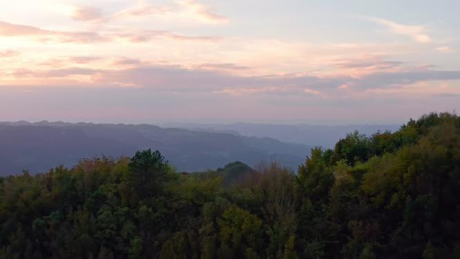 4k航拍山村晚霞