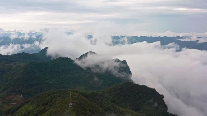 4k航拍高山峡谷云海