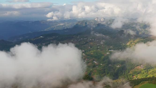 4k航拍高山峡谷云海